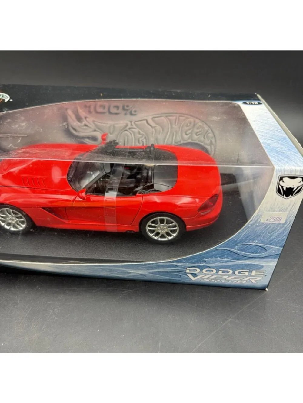 1/18 Hot Wheels 2000 Dodge Viper RT-10 Red
